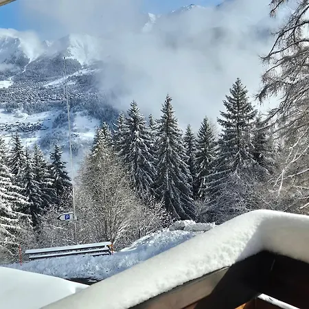 Winter With Stunning View Apartment