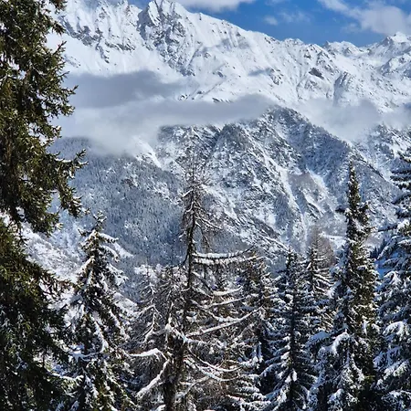 Winter With Stunning View Appartamento